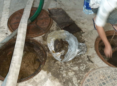 Hút Hầm Cầu Xuyên Mộc Giá Rẻ: Gọi Là Có Mặt Ngay!