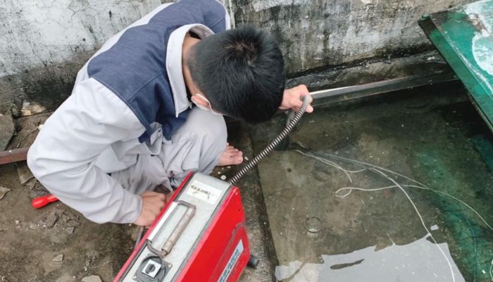 Thông tắc đường ống thoát nước