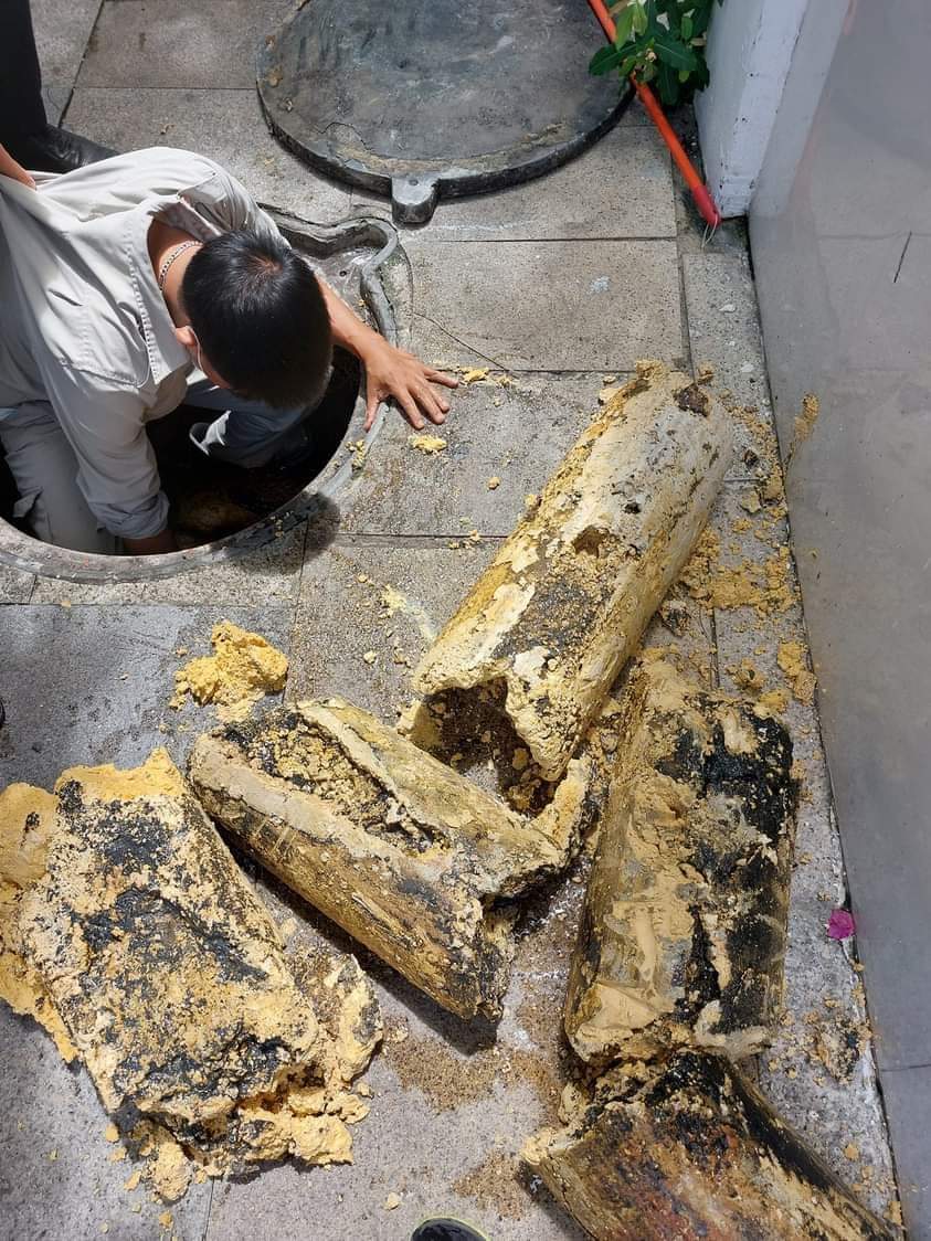 Thông Cống Nghẹt cty